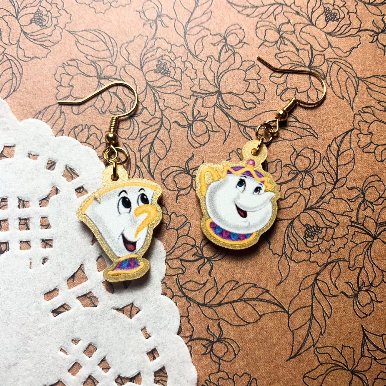 Teapot and teacup Earrings - Golden