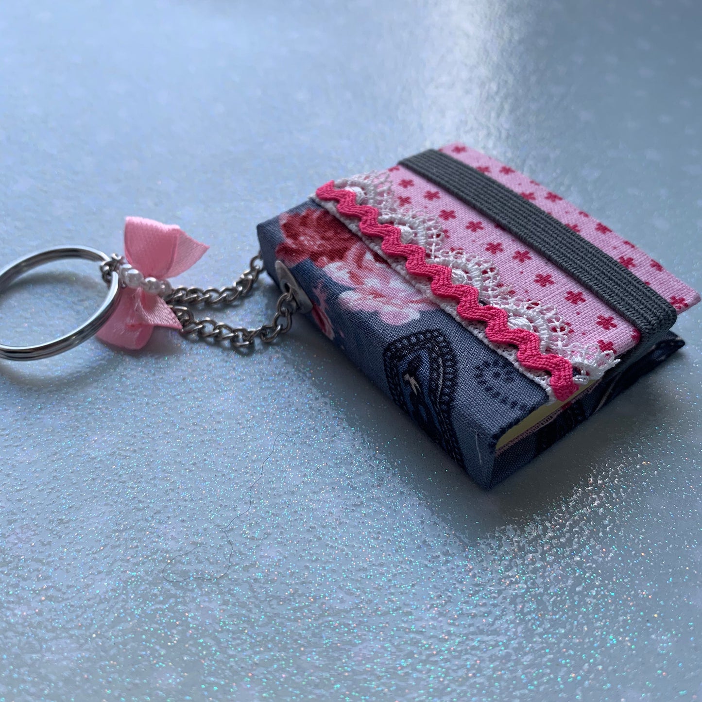 Cute Sticky Notes Keychain - Choose your colours!