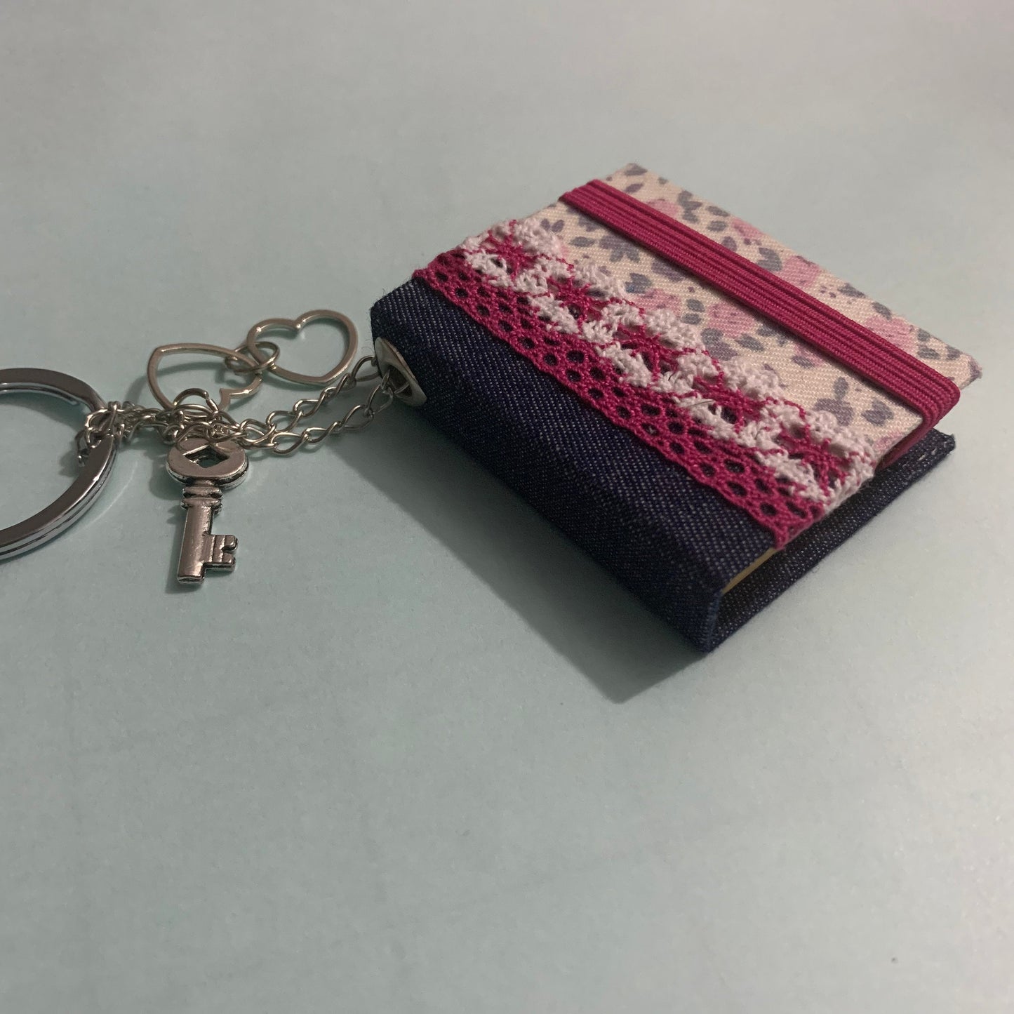 Cute Sticky Notes Keychain 2 - Choose your colours!