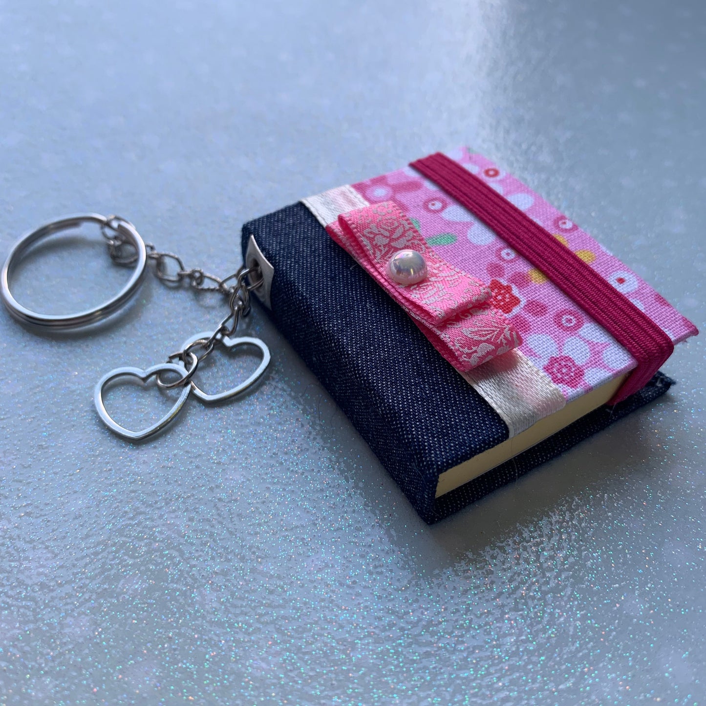 Cute Sticky Notes Keychain - Choose your colours!