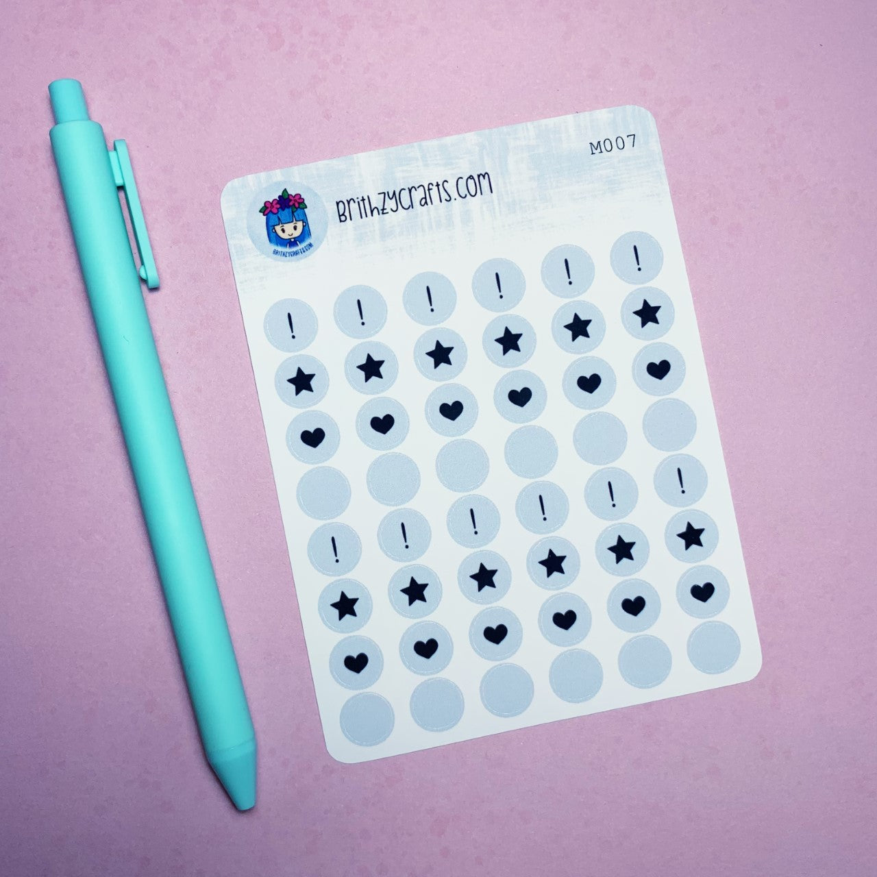 Pastel blue circle icons - M007