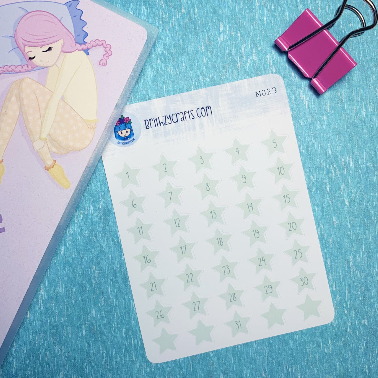 Pastel green star date covers - M023